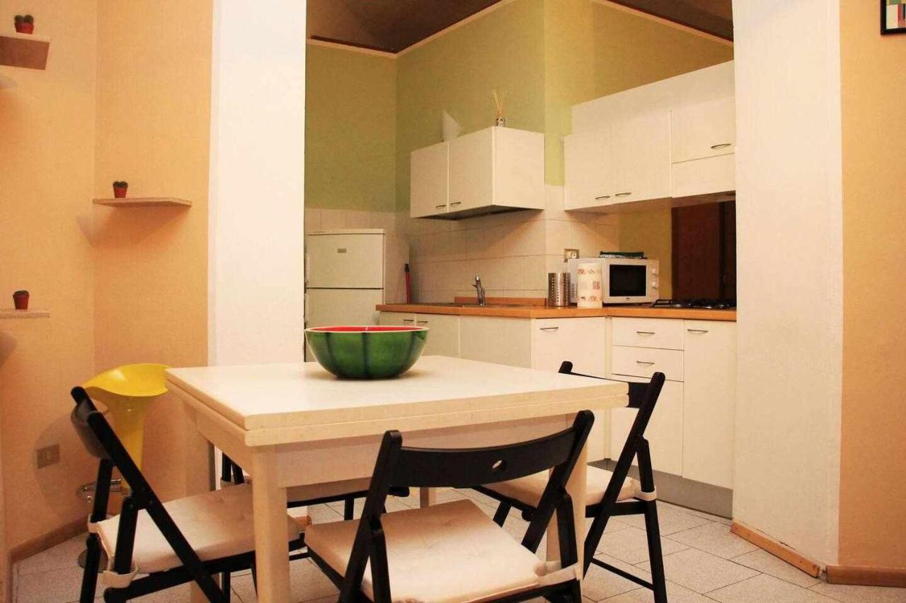Appartement Antica Casa Oddone à Asti Extérieur photo