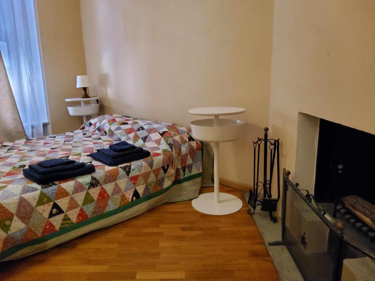 Appartement Antica Casa Oddone à Asti Extérieur photo